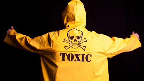 Toxic person là gì?