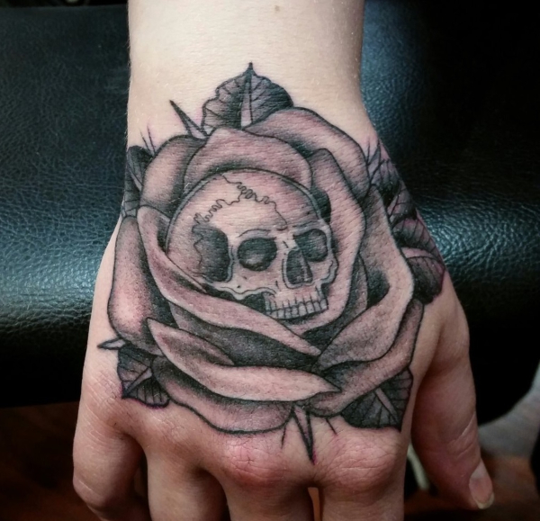 tattoo hoa hồng