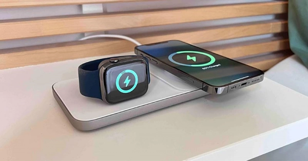 Users can charge iPhone and Apple Watch on MagSafe Duo