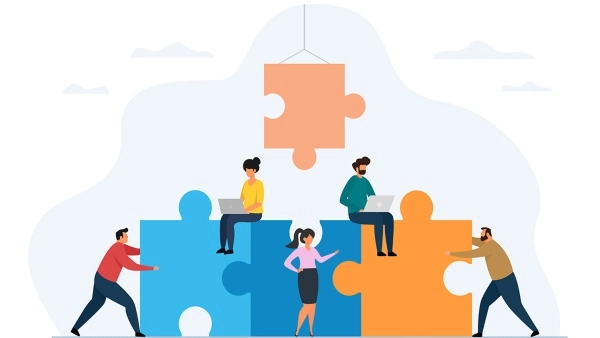 How to Build Strong Relationships at Work