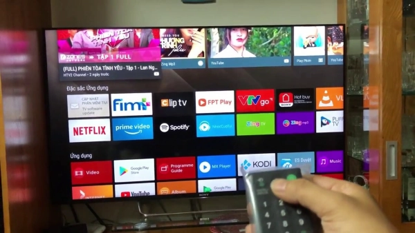 11 Simple and Quick Ways to Mirror Your Phone Screen to Your TV