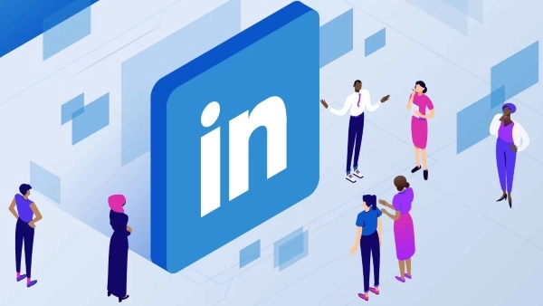 How to Use LinkedIn to Get a Job: Proven Strategies to Attract Recruiters and Land Interviews Faster